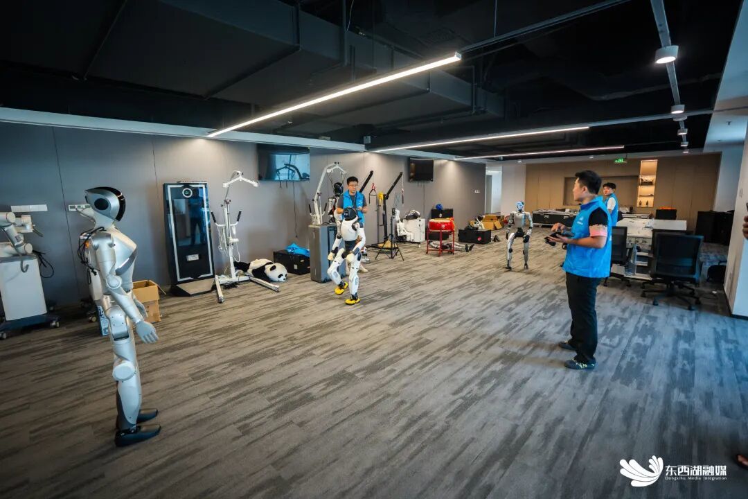 微信图片_2026-08-25_164000_825.jpg